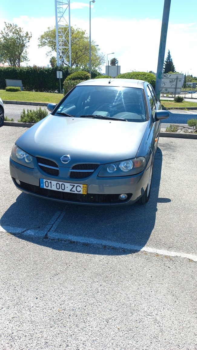 Nissan Almera gasolina 2004