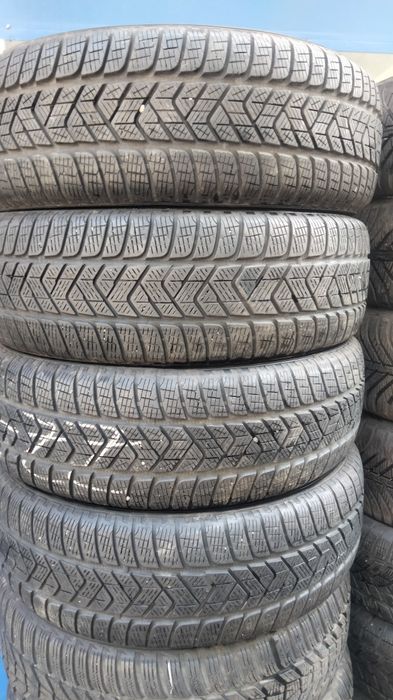 Шины б.у.215/65/17 Пирелли, Румыния