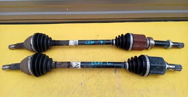 полуось напіввісь Nissan Leaf розборка