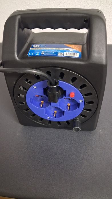 Przedłużacz  zwijany