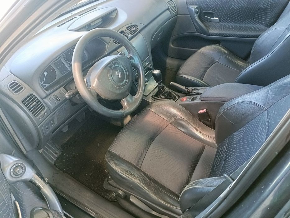 Ładna Renault laguna ll dobry stan disel 1.9