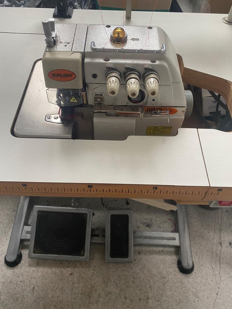 Sprzedam overlock SIRUBA 3 nitkowy -mereżka