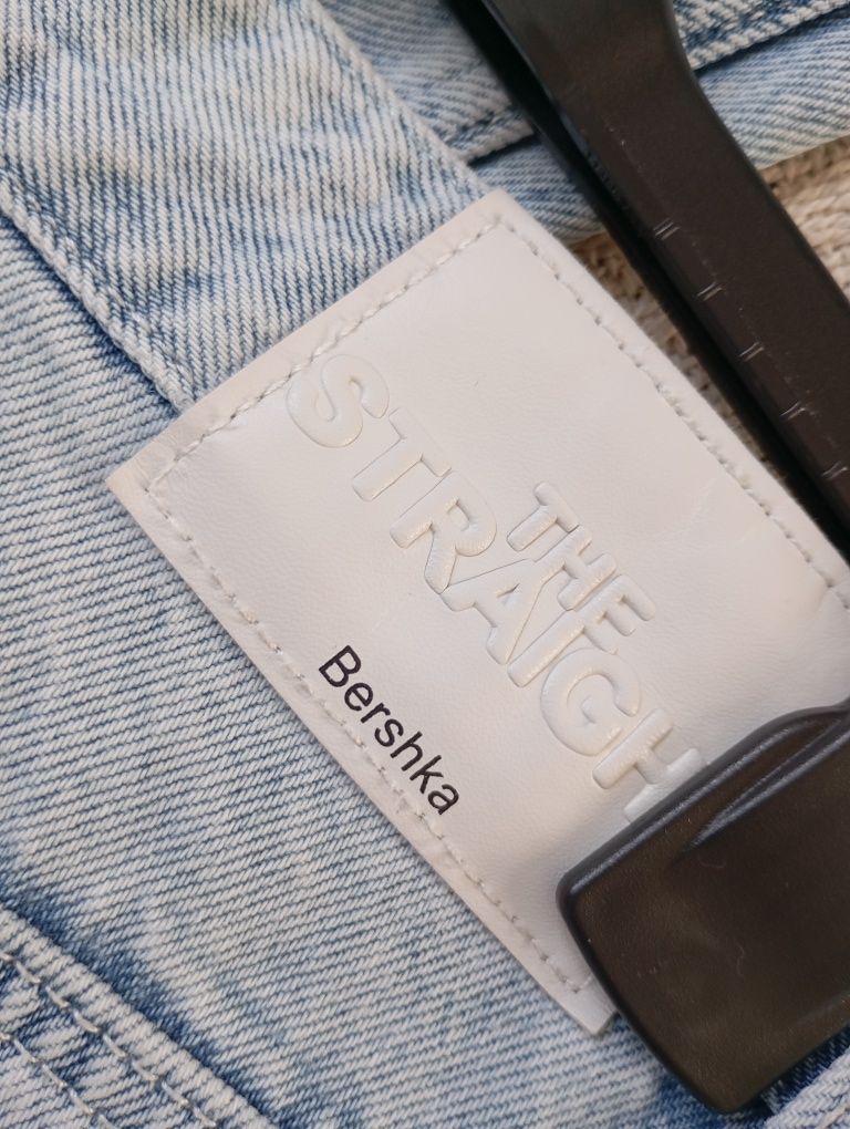 BERSHKA 38r proste jeansy szerokie nogawki efekt sprania