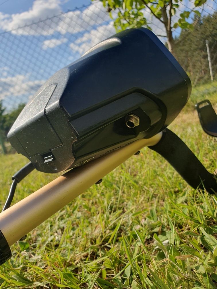 Wykrywacz metalu Fisher F2
