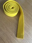 Pas żółty taekwondo
