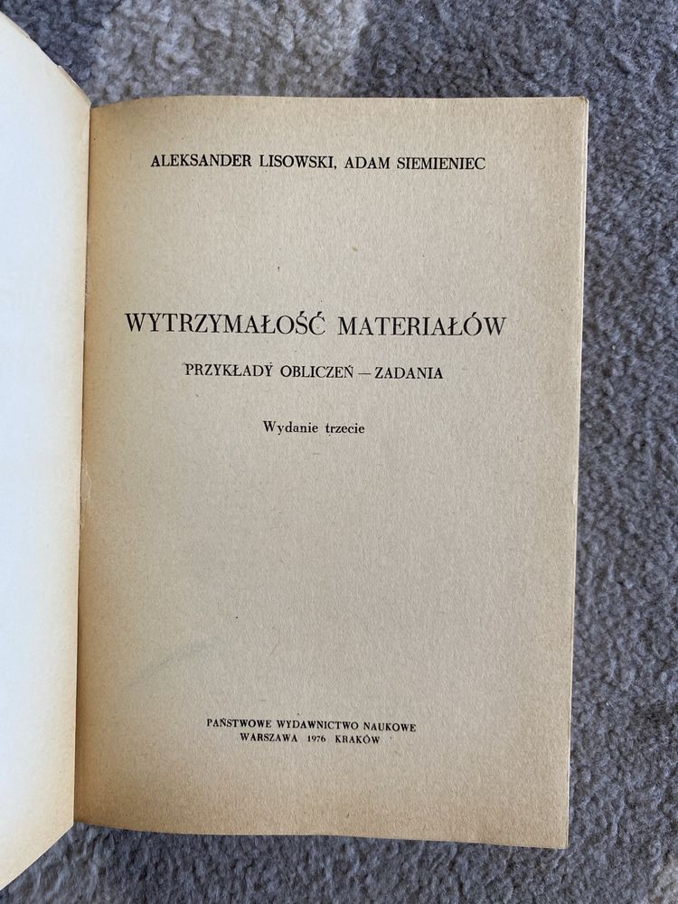 Wytrzymałość materiałów. Lisowski, Siemieniec