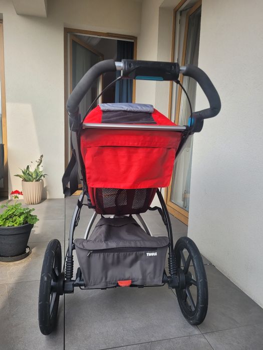 Wózek Thule Urban Glide 2: pałąk, ochrona na deszcz i śnieg,moskitiera