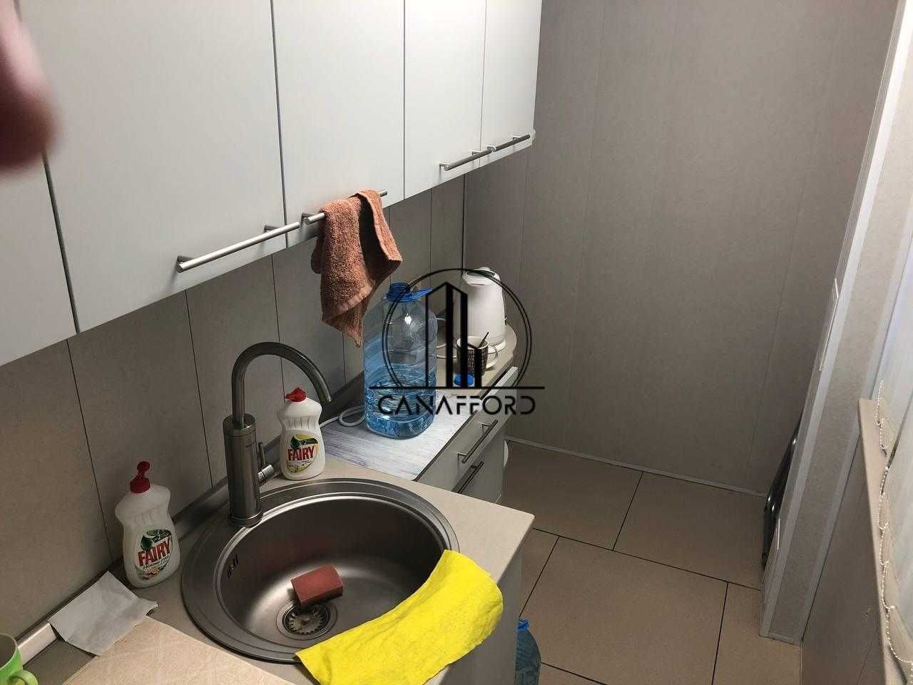 фасадне, Кириллівська 116а , 60м2. стадіон Спартак, парк Хвойки