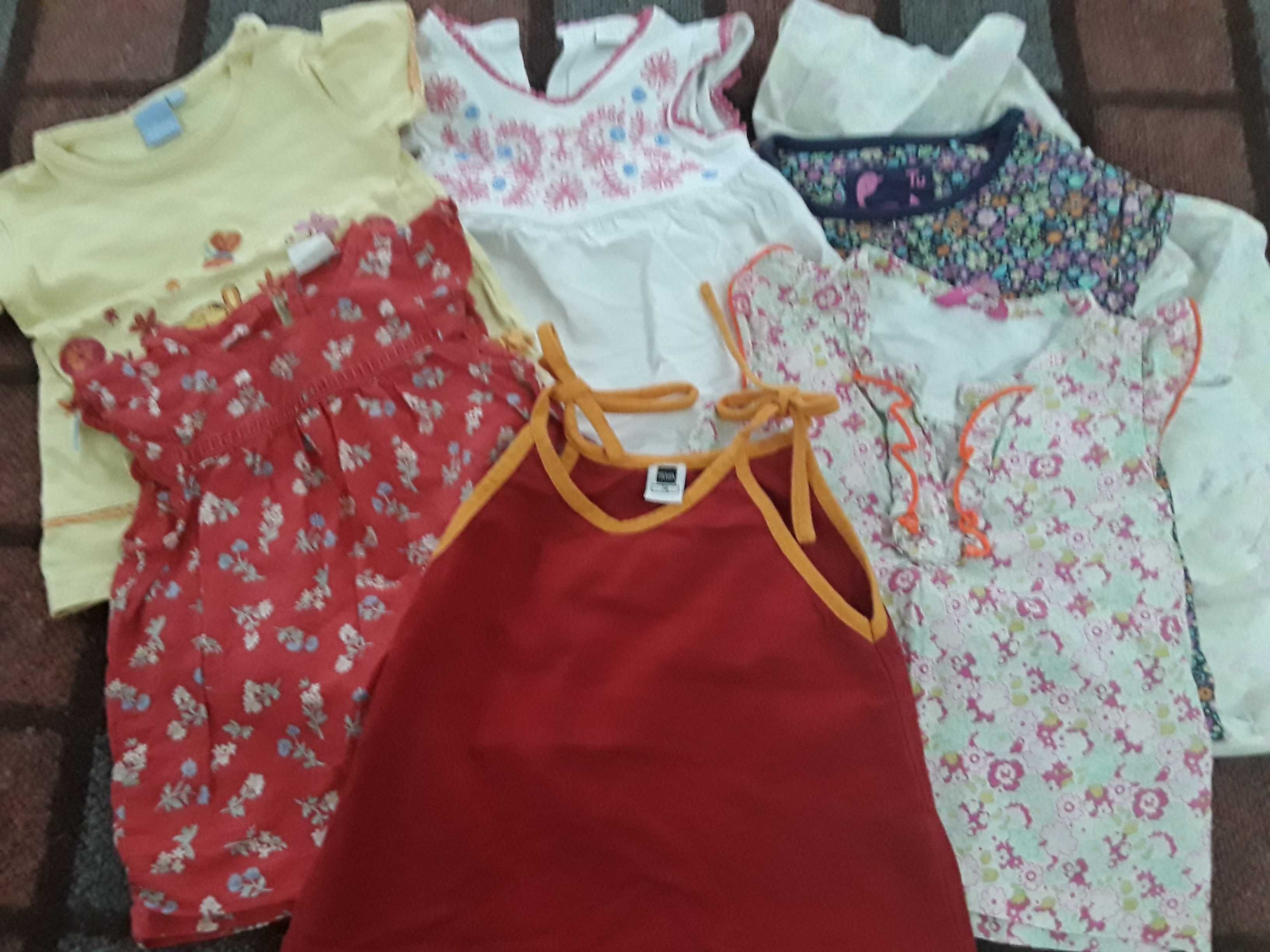 Комплект летней одежды на девочку 6-9-12мес.