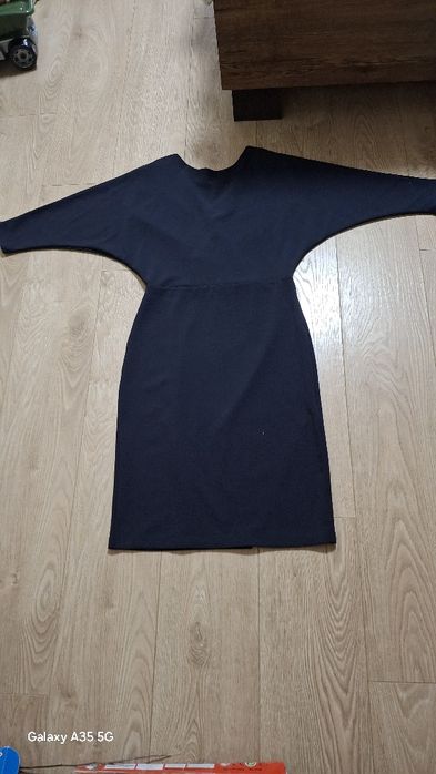 Вечірня довга сукня