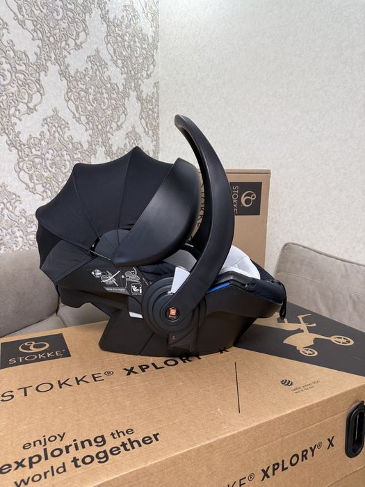 Автокрісло 0+ Stokke iZi Go Modular X1 by BeSafe автокресло автолюлька