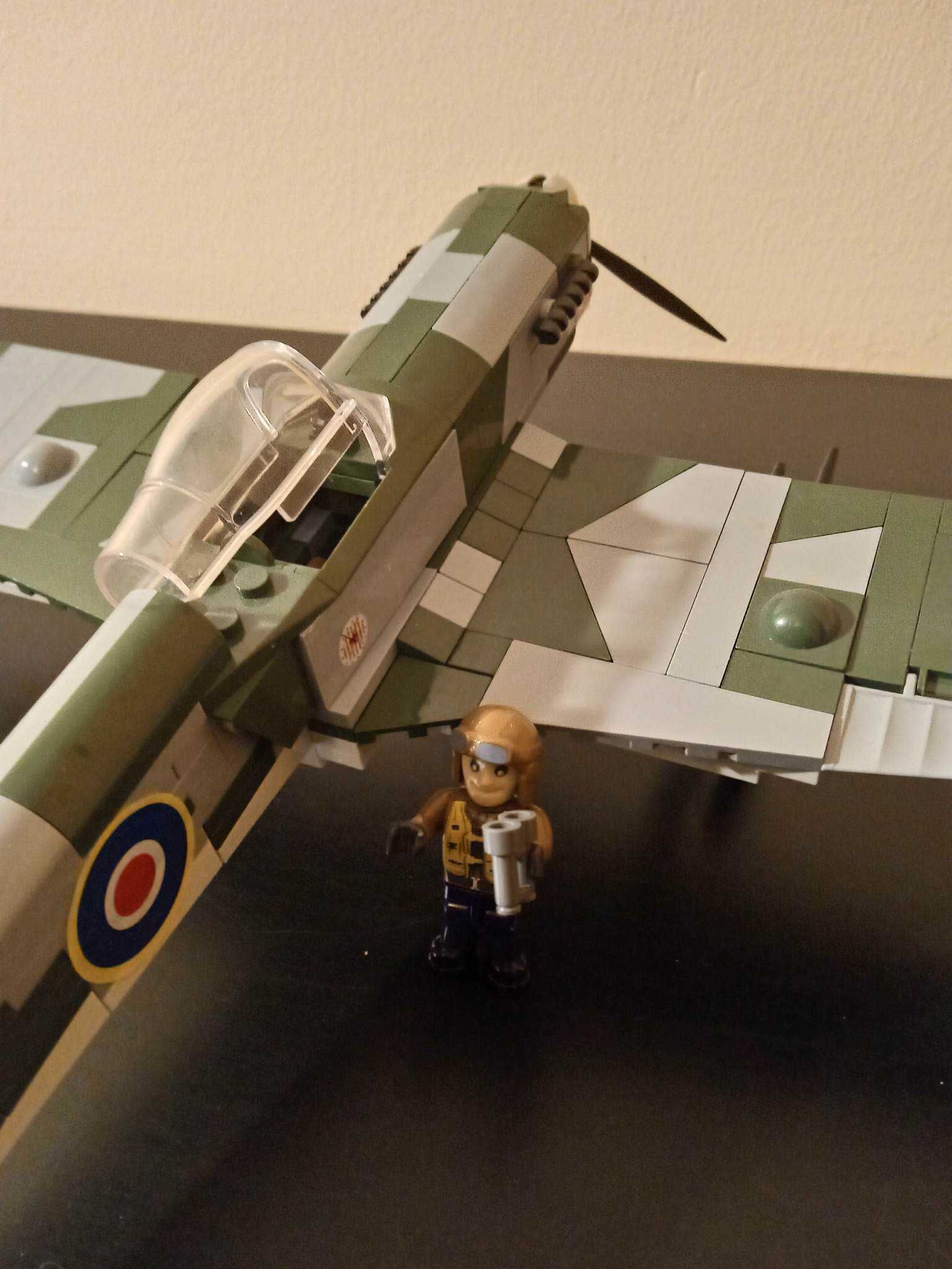 Samolot Supermarine Spitfire Mk.VB - Cobi