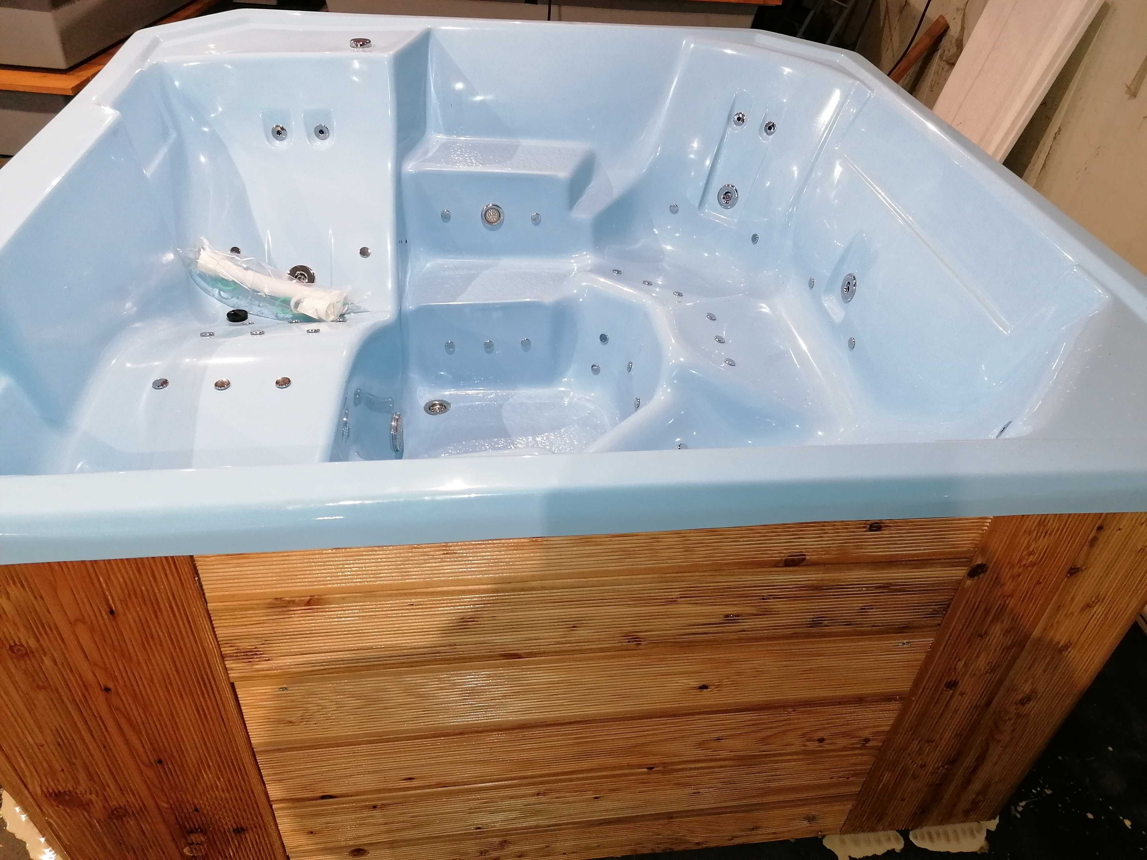 Jacuzzi ogrodowe całoroczne. Szybka realizacja ogród taras działka