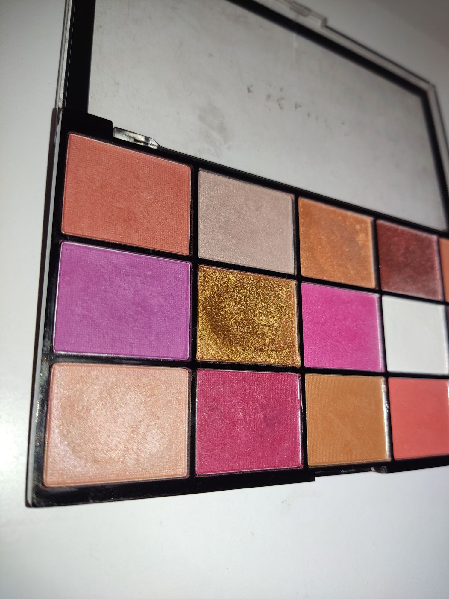 Paletka cieni Makeup Revolution