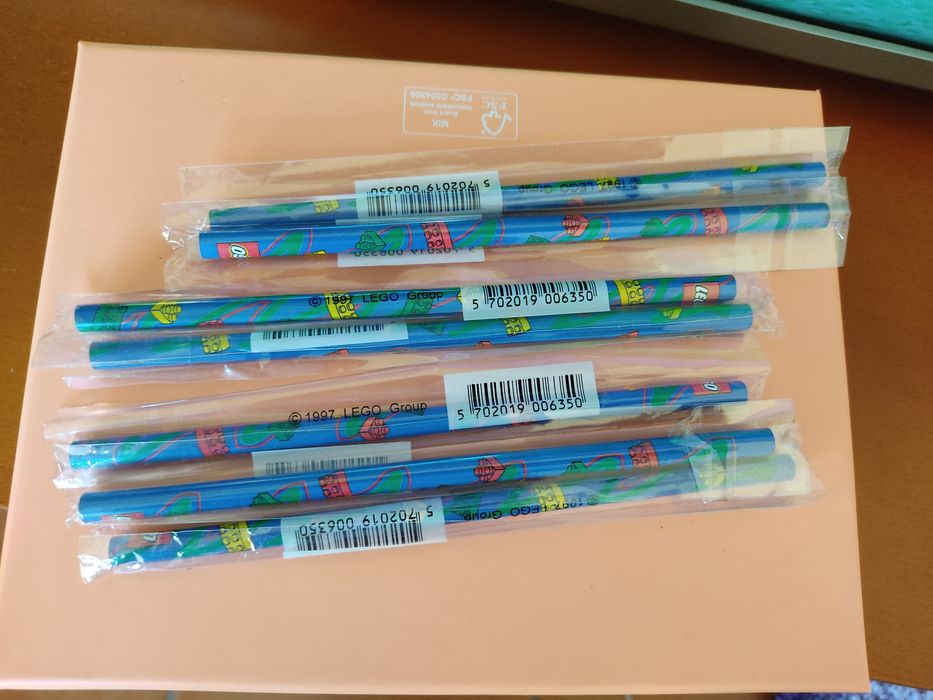 Lápis de carvão da marca Lego