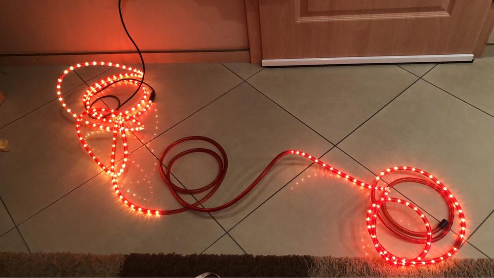 Wąż świetlny czerwony 9m