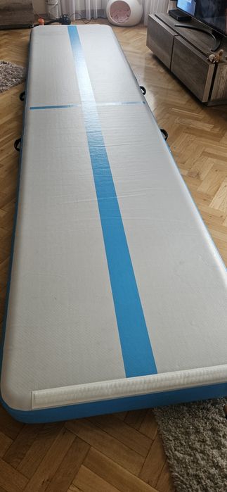 Materac gimnastyczny dmuchany 3m