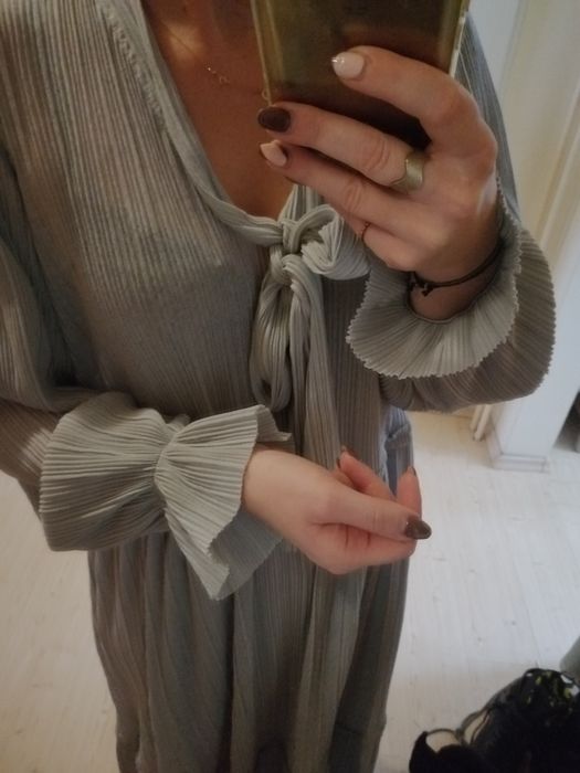 Plisowana długa sukienka maxi Reserved nowa L