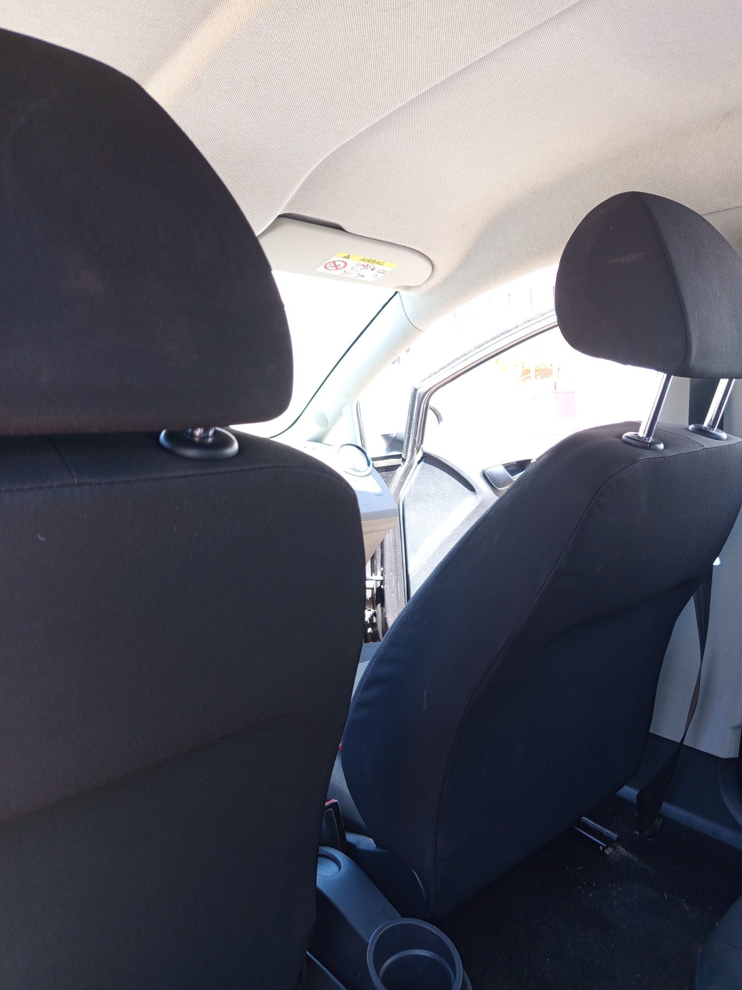 SEAT Ibiza Reference 1.0 a gasolina 2016