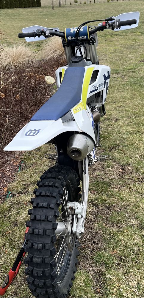 Husqvarna FC450 cross enduro