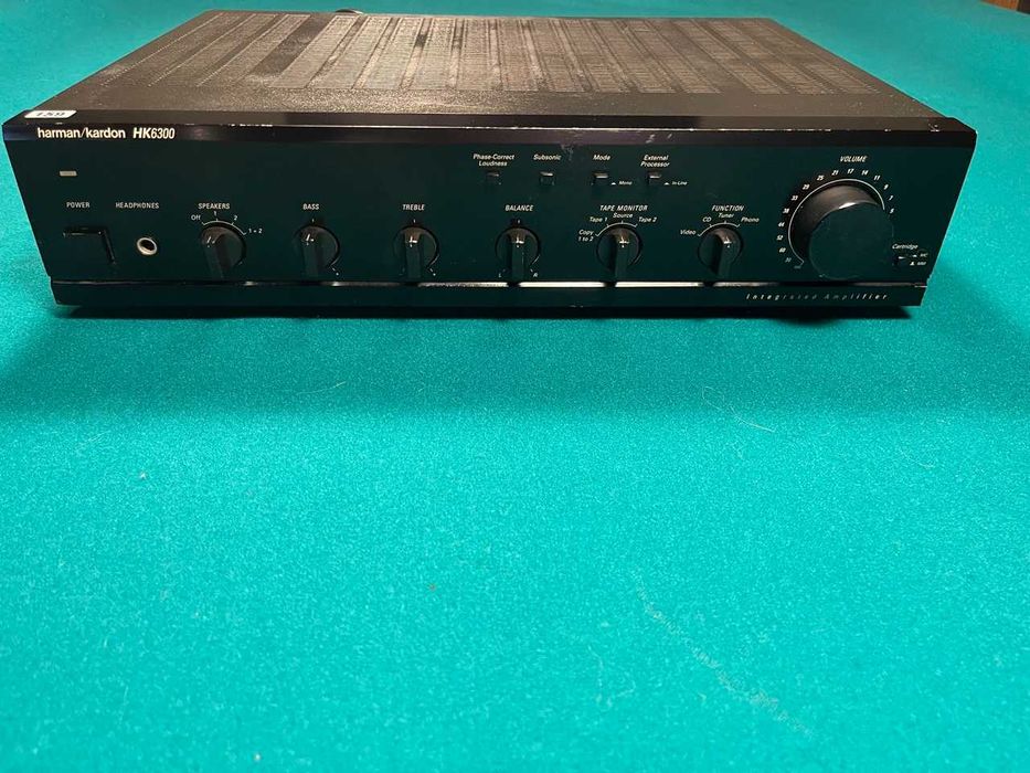 Amplificador Integrado Harman Kardon HK6300