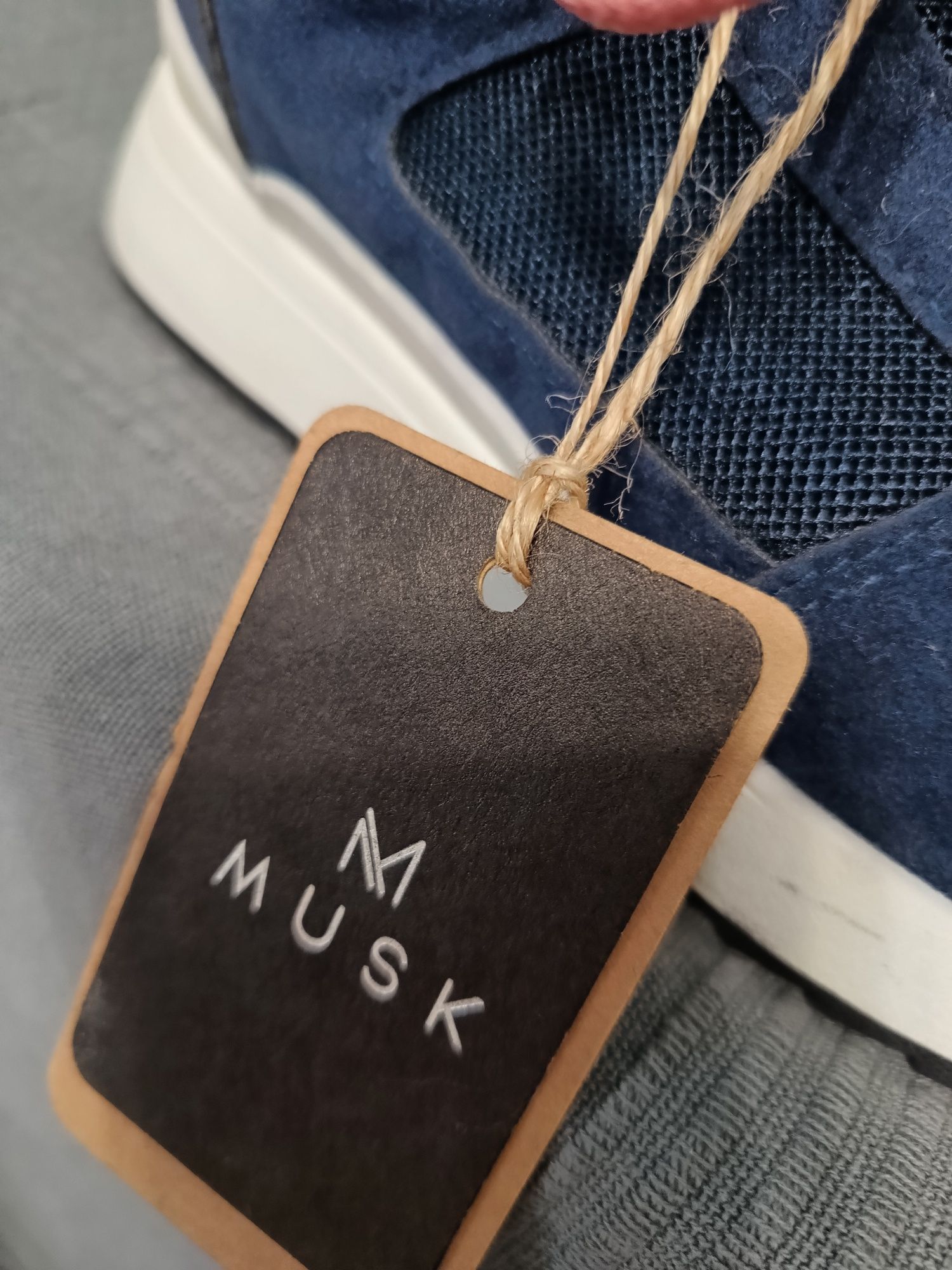 Buty damskie sneakersy Musk
