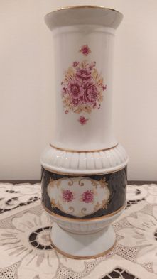 Jarra Azul e Branca Porcelana Limojes--Altura 27 cm