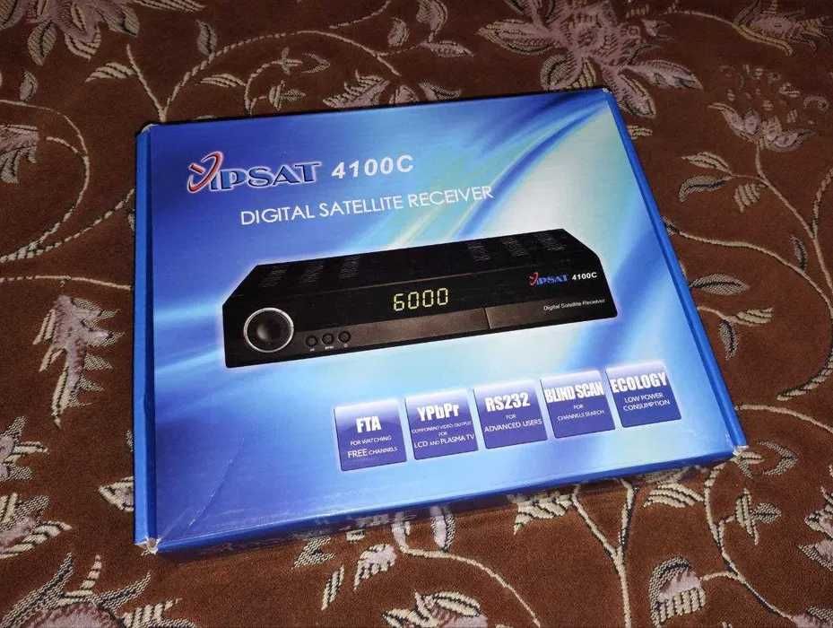 Спутниковый ресивер IPSAT 4100C, рабочий, без дефектов