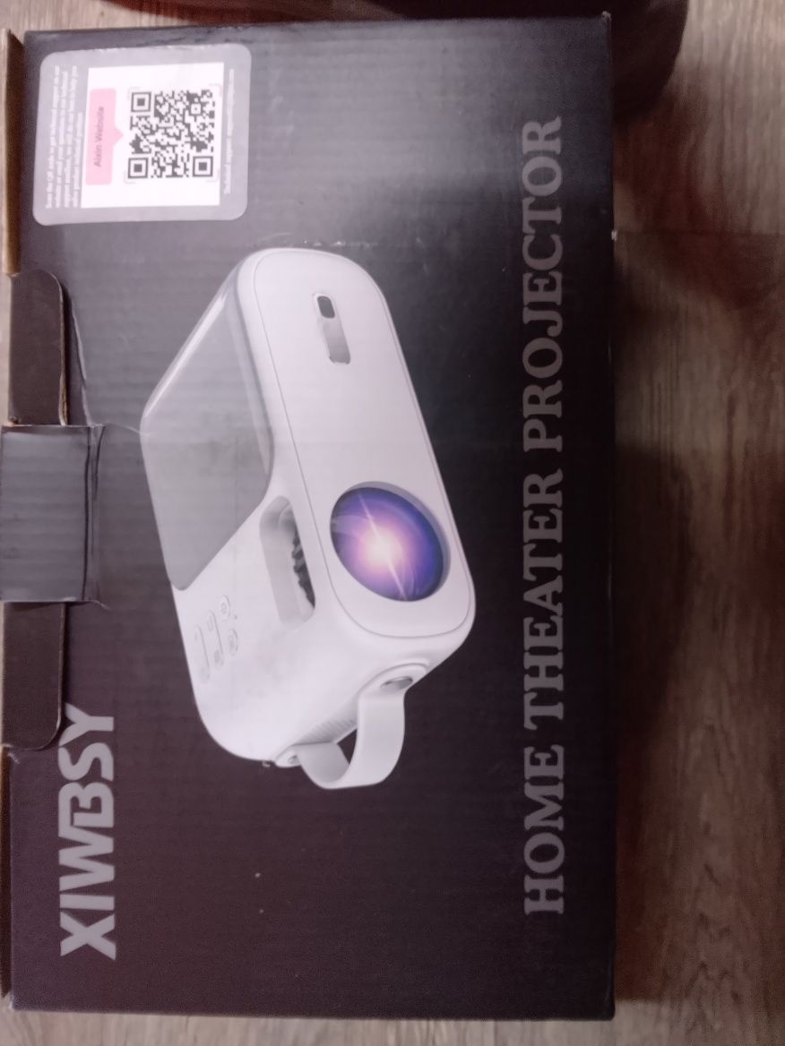 Mini projektor WiFi Bluetooth HDMI USB