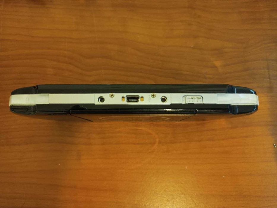 Приставка Sony PSP 3000