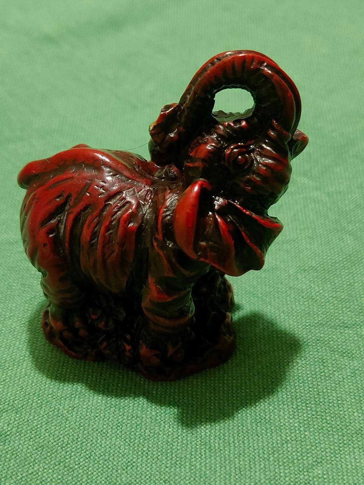 Продается  нецке  -фигурка слона