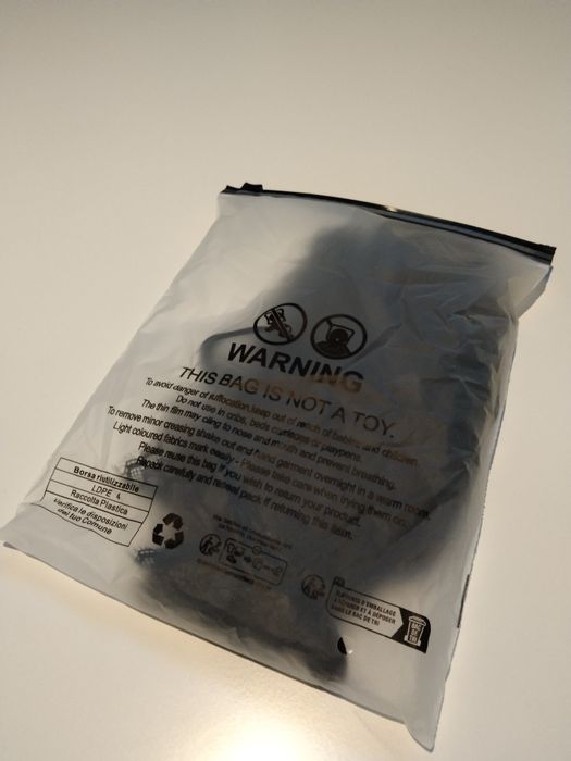 Zestaw bielizny erotycznej Venus wiązany stanik i stringi Wetlook 40 M