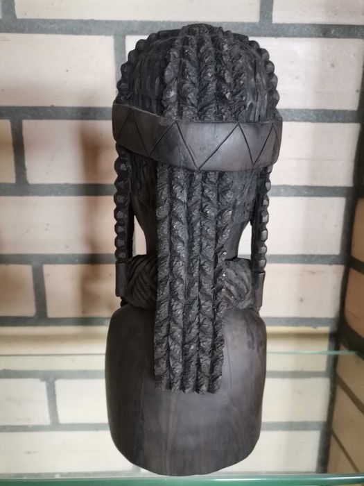 Peça escultura busto senhora africano angolano