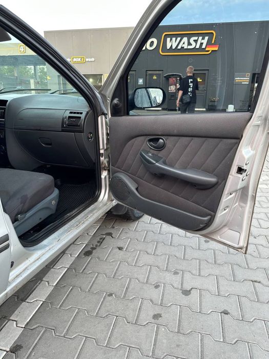 Авто fiat albea.