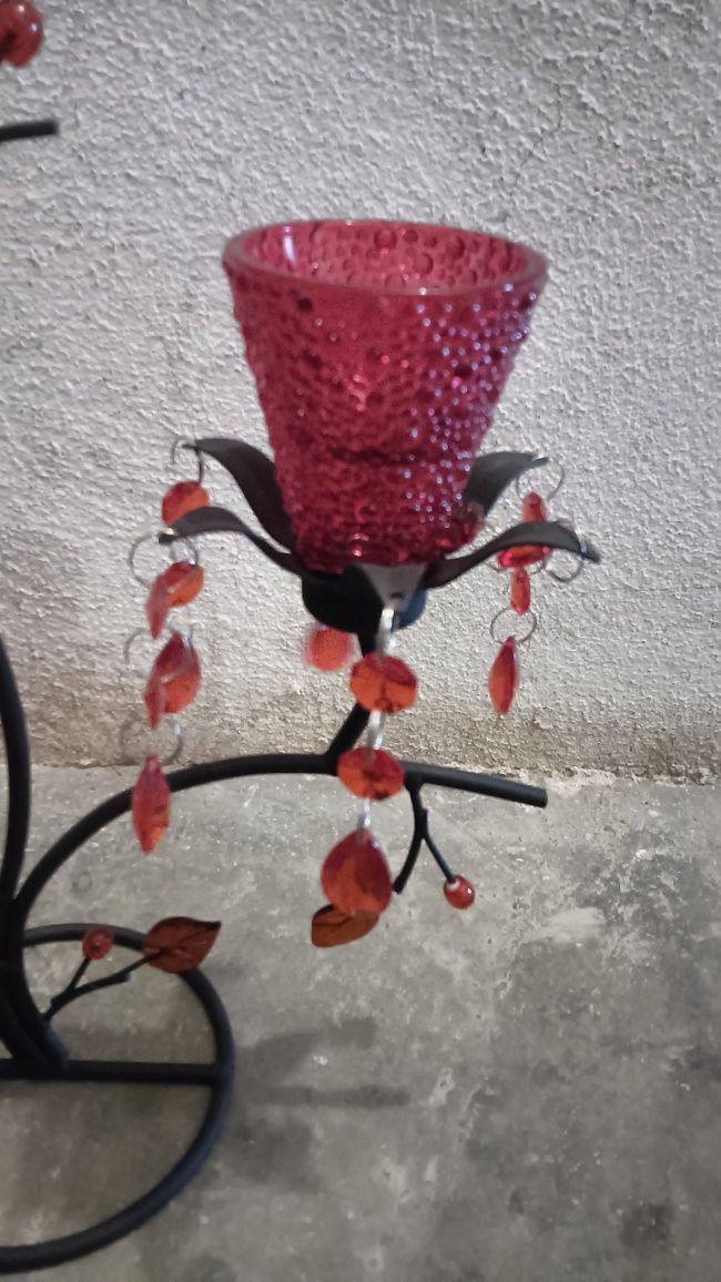 Castiçal com pedras pendentes