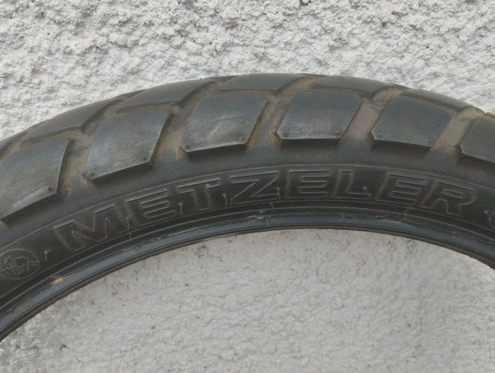 Мотошини 90/90r21 єндуро і трасові Metzeler R21