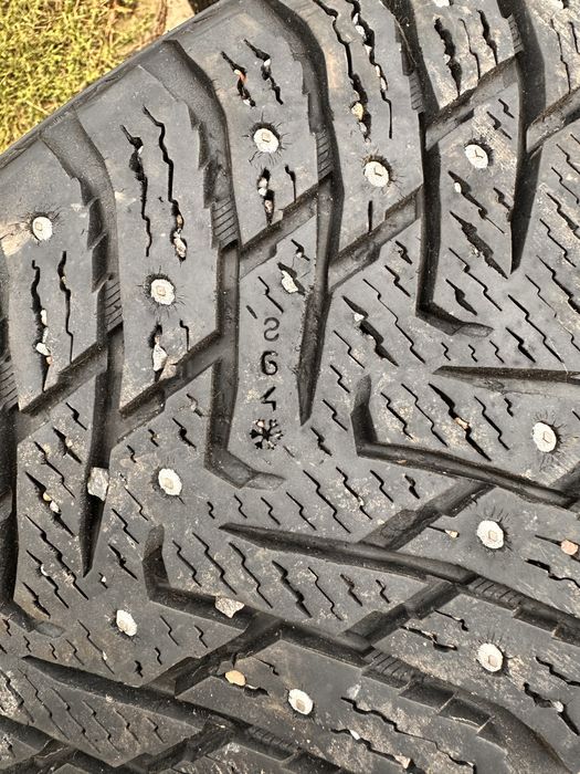 Зимові шини 235/55/R17 XL Nokian Hakkapeliitta 8 SUV