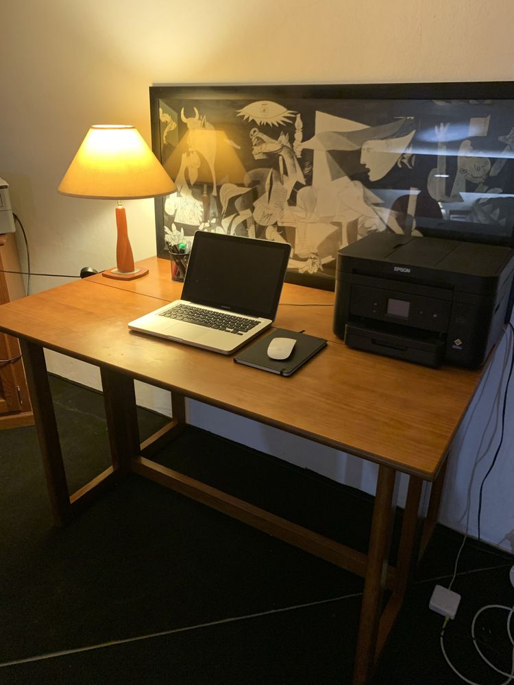 Mesa secretaria em madeira