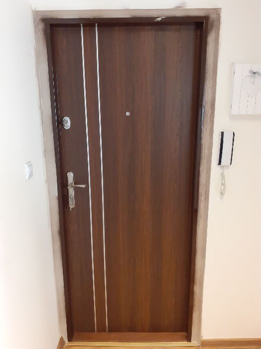 Drzwi wejściowe do mieszkań w bloku BEZ UKRYTYCH KOSZTÓW z montażem !