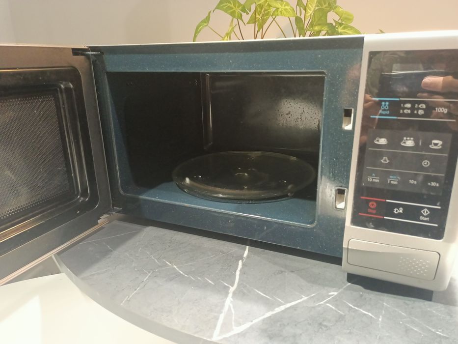 Kuchenka mikrofalowa, mikrofalówka bdb stan, SAMSUNG ME732K