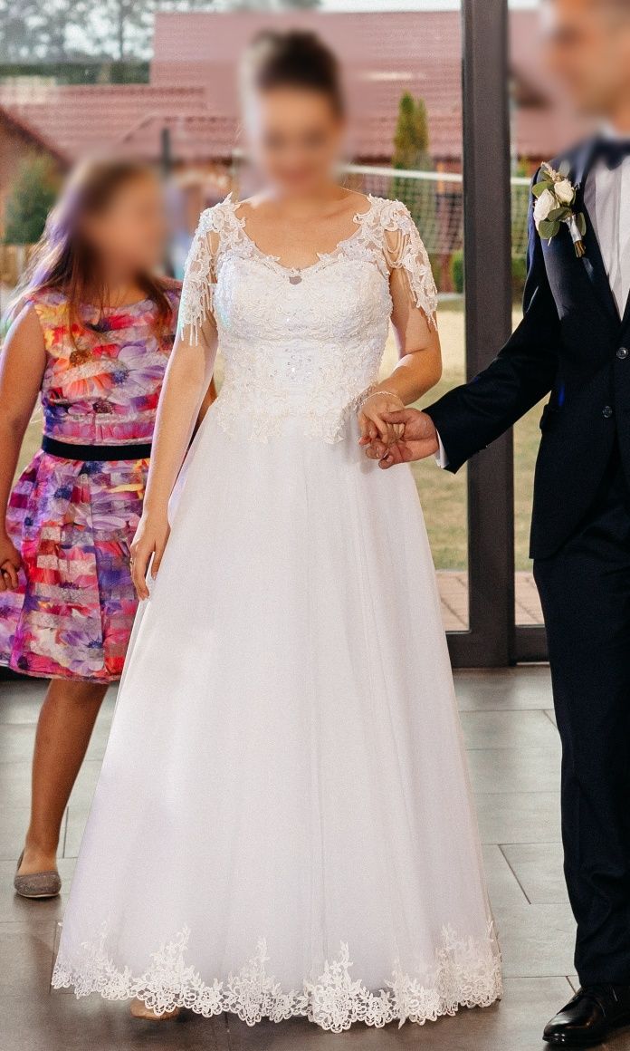Suknia ślubna rozmiar 38,wzrost 160 + 5