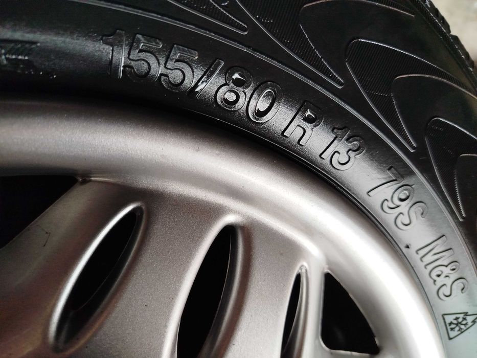 koła: felgi 13'' 4x98 Fiat + opony zimowe 155/80 R13 + kołpaki + śruby