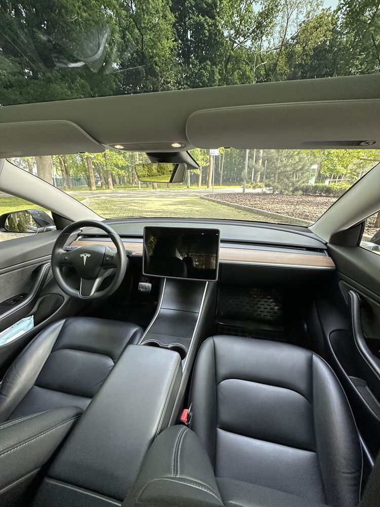 TESLA MODEL 3 80.5 kWh 441 л.с