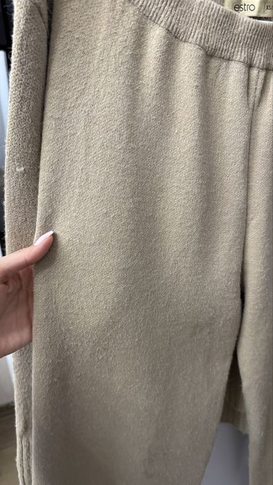 Вовняний костюм Estro