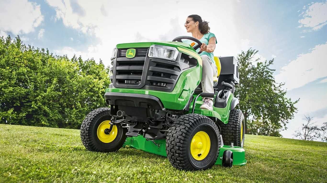 Nowy traktorek kosiarka JOHN DEERE X127