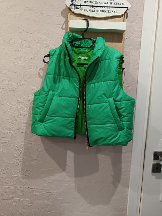 Przepiękne bezrękawniki