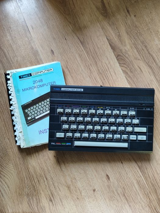 Timex Computer 2048 – sprawny, kolekcjonerski komputer retro!