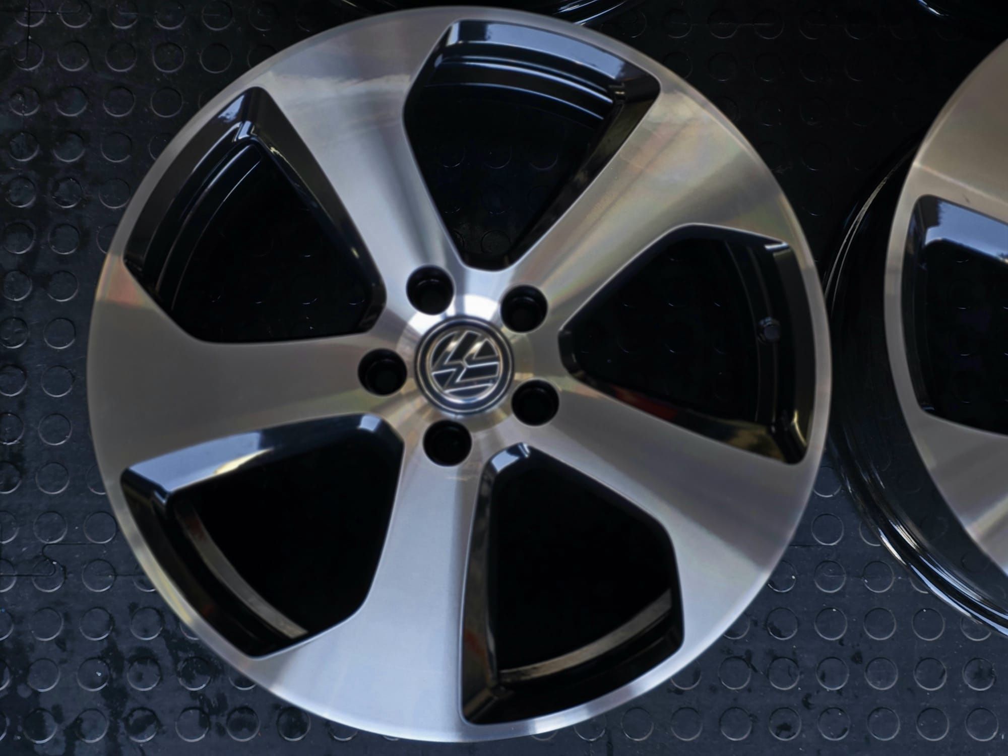 Jantes 18 Golf mk7 GTI (ORIGINAIS) C/NOVAS