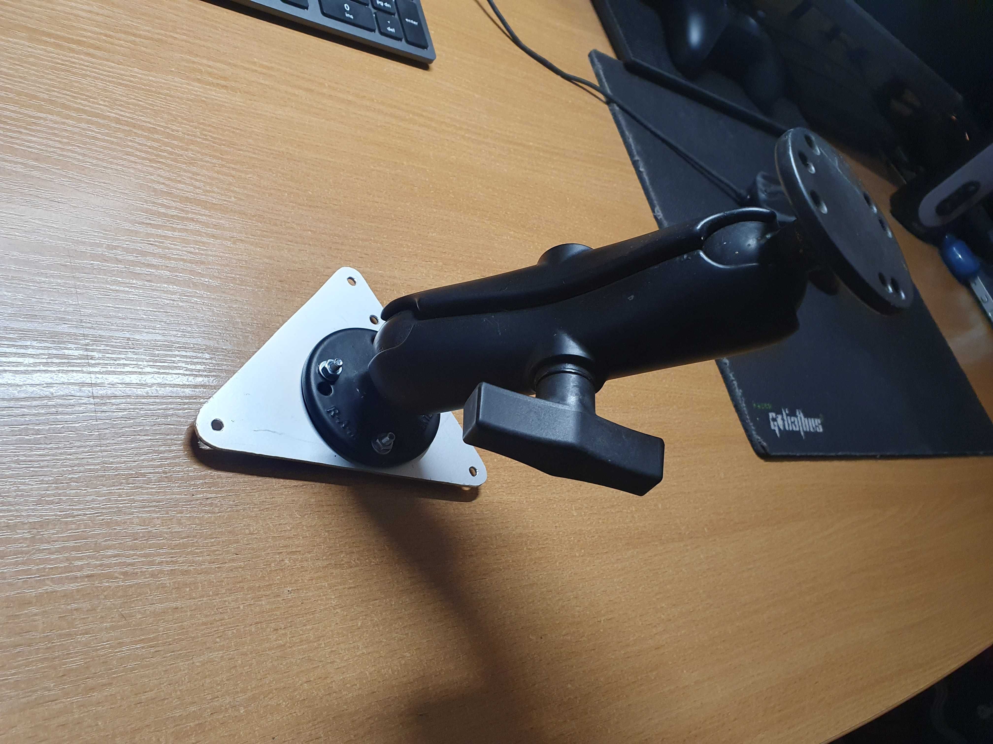 Projektor Optoma HD144X DLP + Uchwyt sufitowy