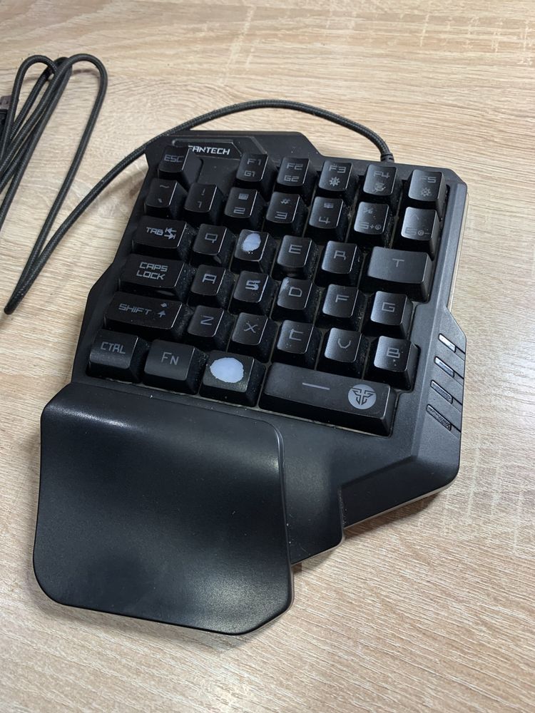 Ігрова клавіатура Fantech Archer K512